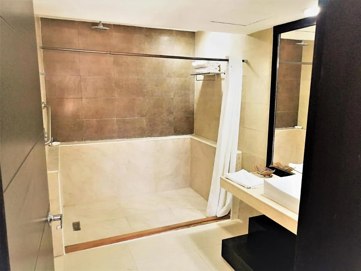 Aldea Thai Condo 신데 델 카르멘