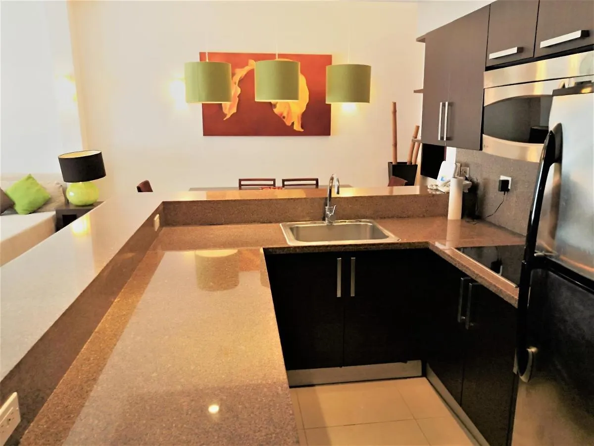 Aldea Thai Condo Playa del Carmen México